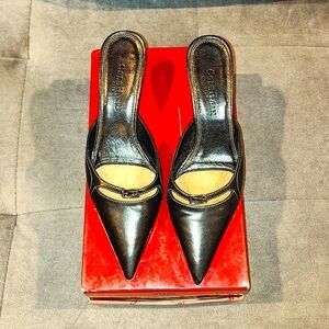 EUC COLE HAAN CITY BLACK LEATHER SLIP-ON MULES POINTED TOE 2½" KITTEN HEELS 6½B